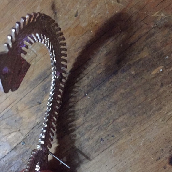 Earring - Picture 3 of 3